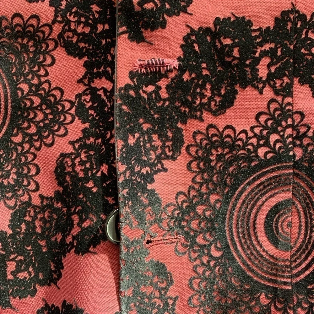 Twisted Tailor Blazer Men Sz 34R Black Burgundy Textured Velvet Dandy Old Money - Picture 12 of 16